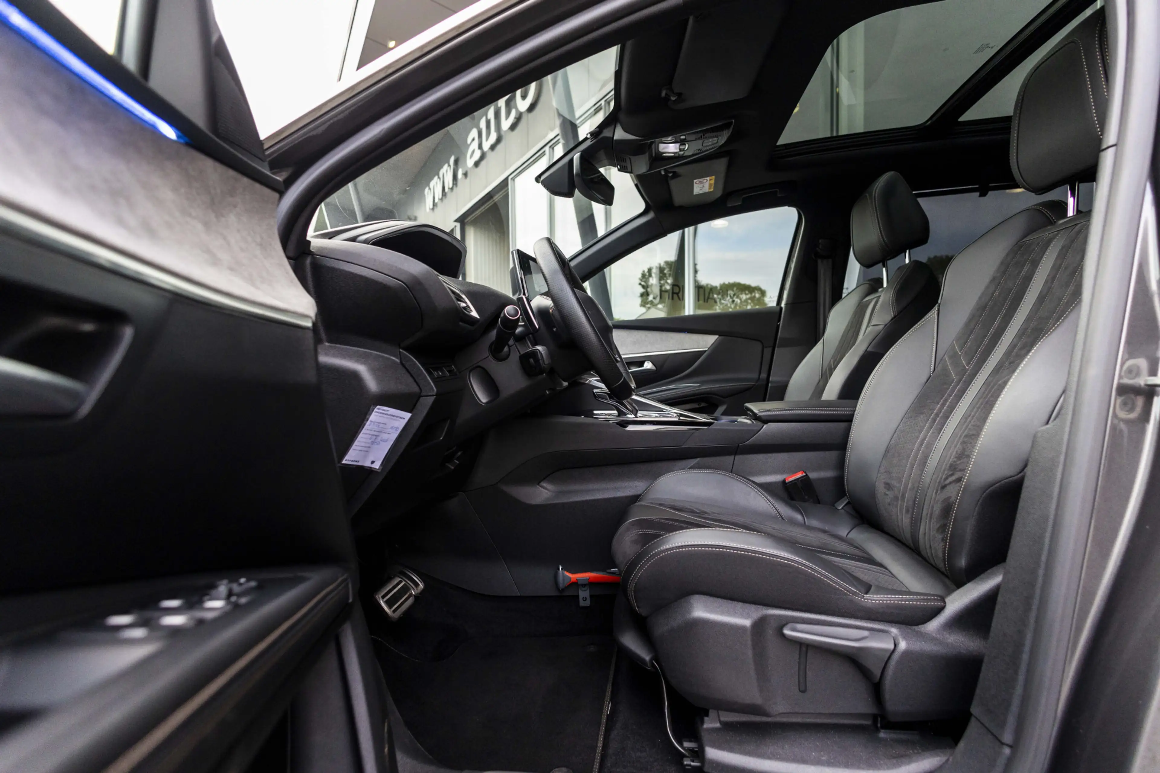 Peugeot 5008 1.2 PureTech GT 7P | Pano | CAM | NL auto — photo 9