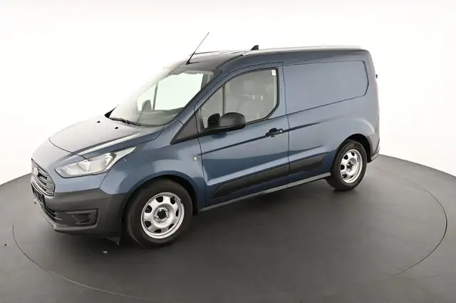 Ford Transit Connect view 3
