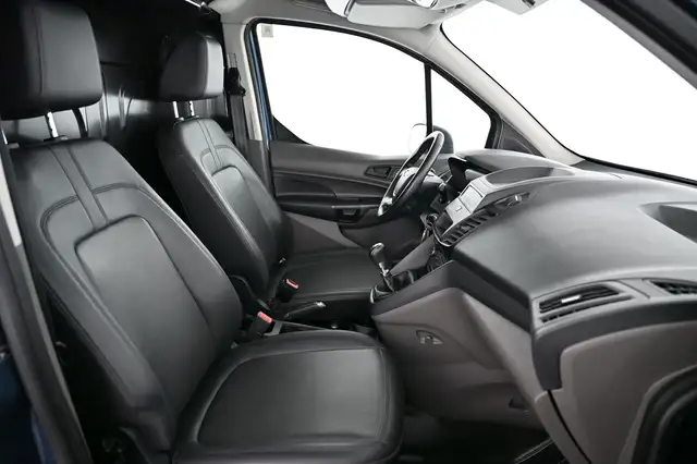 Ford Transit Connect view 27