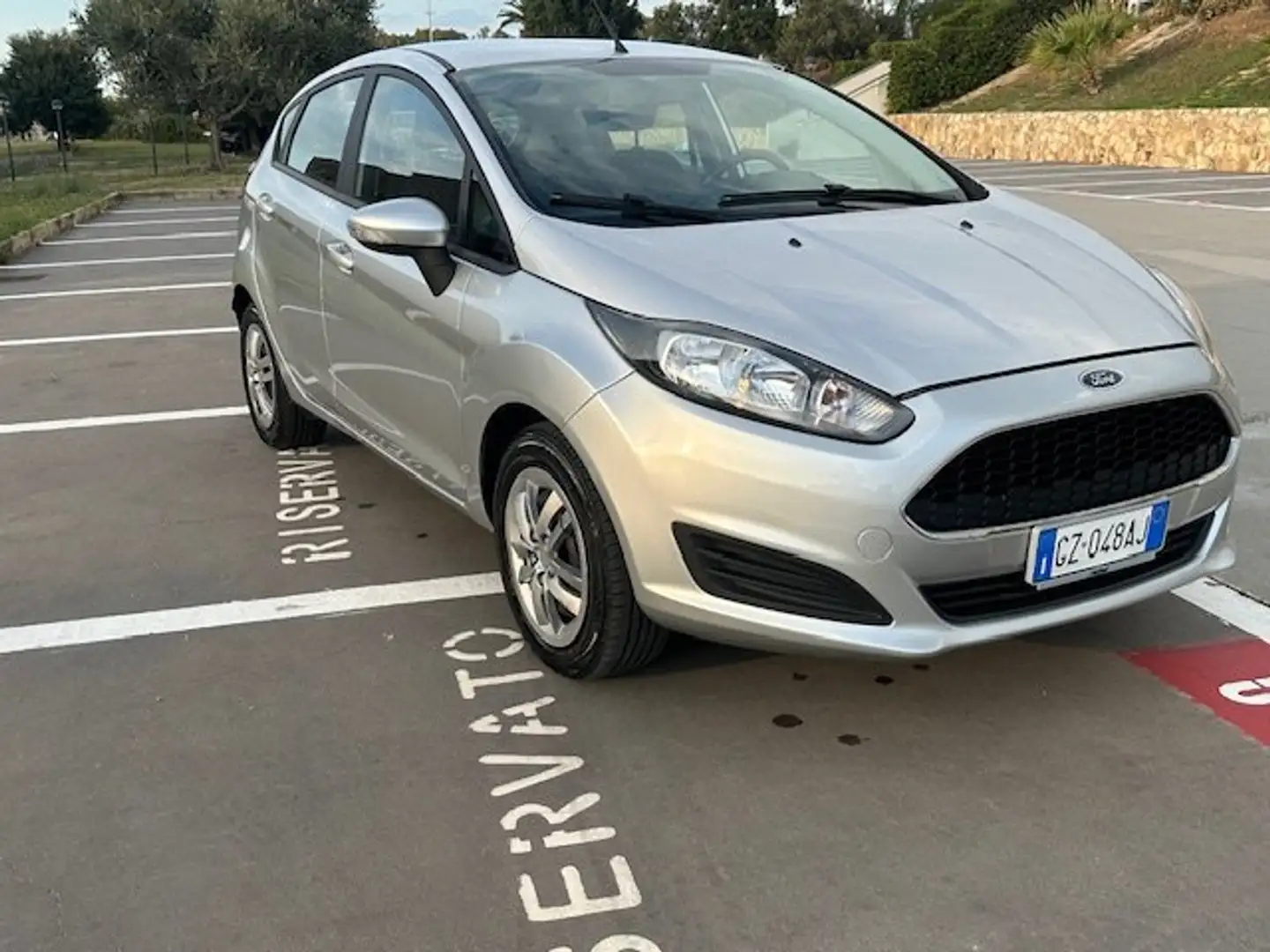 Ford Fiesta Fiesta 5p 1.0 Business 80cv E6 Argent - 2