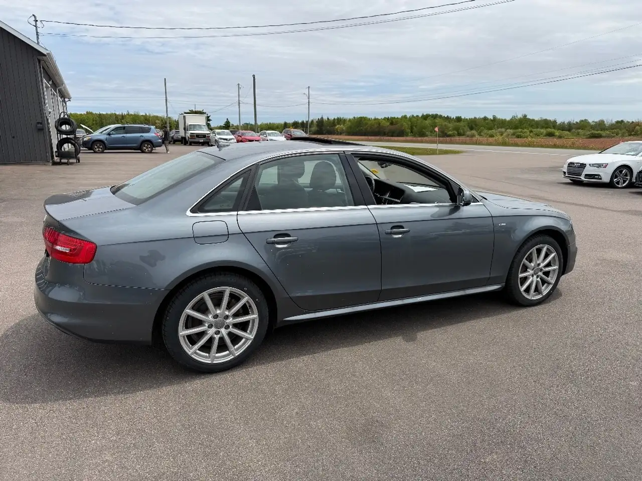 Audi A4 photo Audi A4