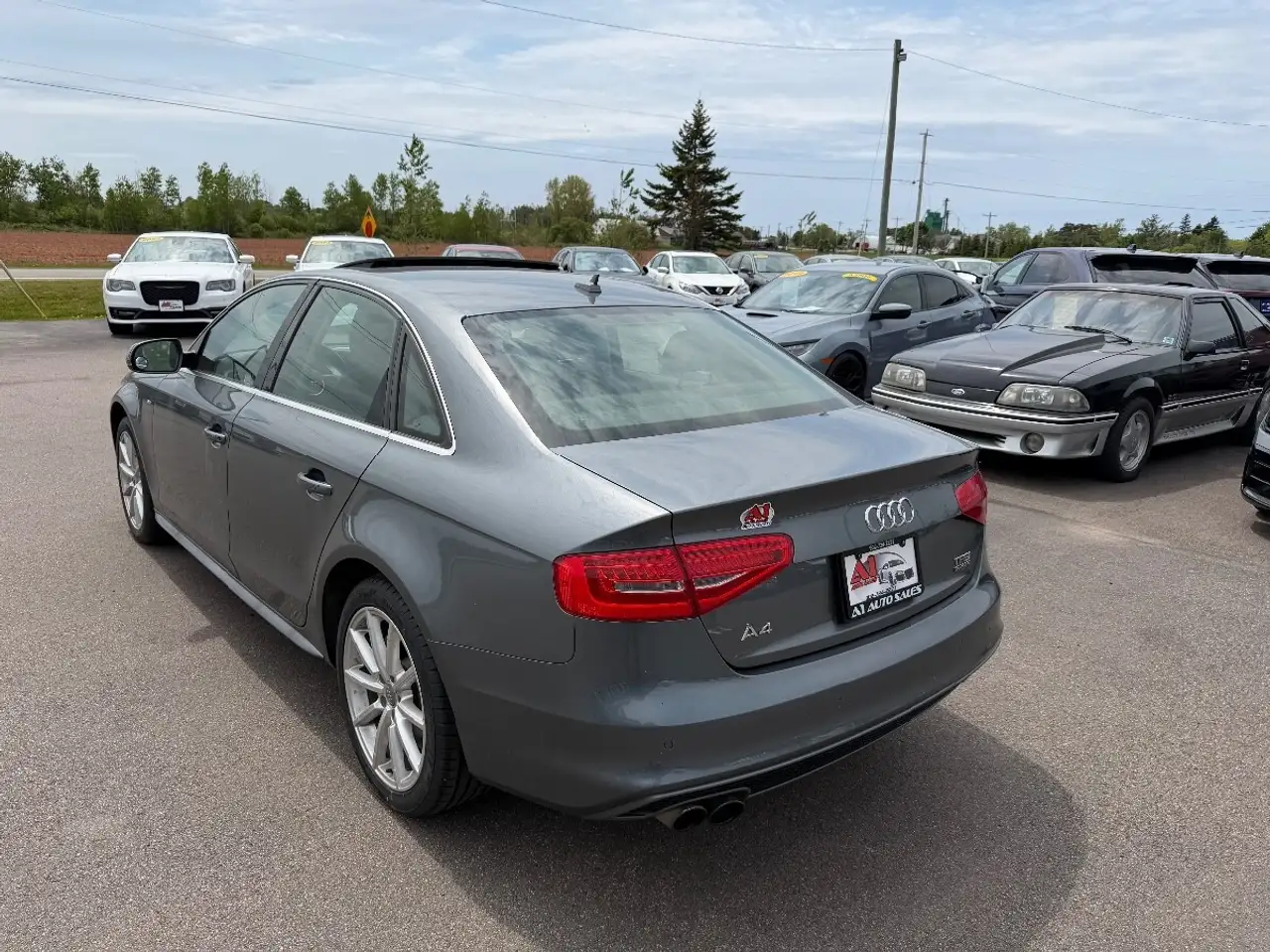 Audi A4 photo Audi A4