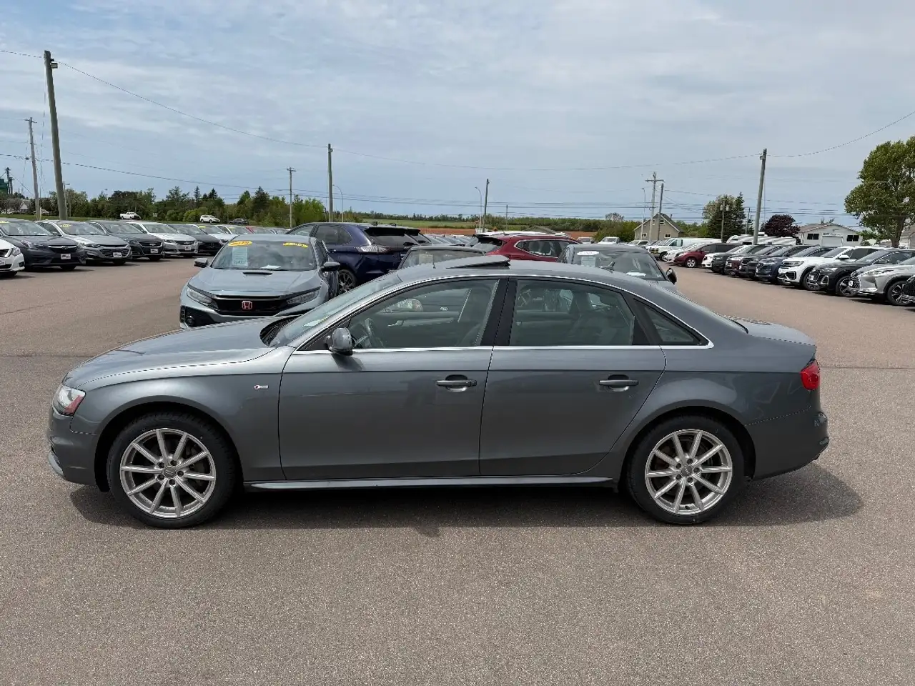 Audi A4 photo Audi A4