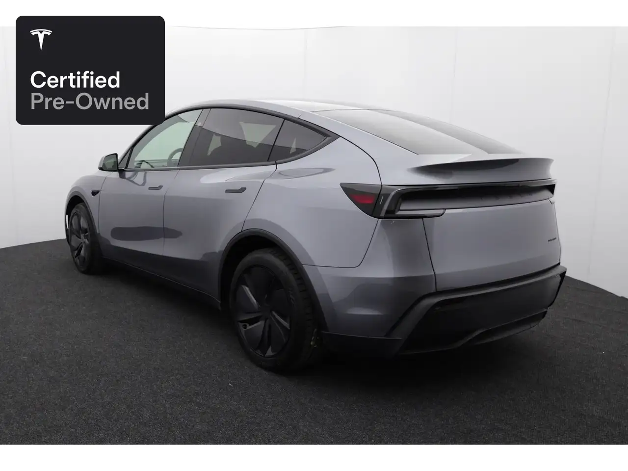 2026 Tesla Model Y Long Range AWD "Certified Pre-Owned", photograph 6