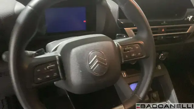 Citroen C4 view 15