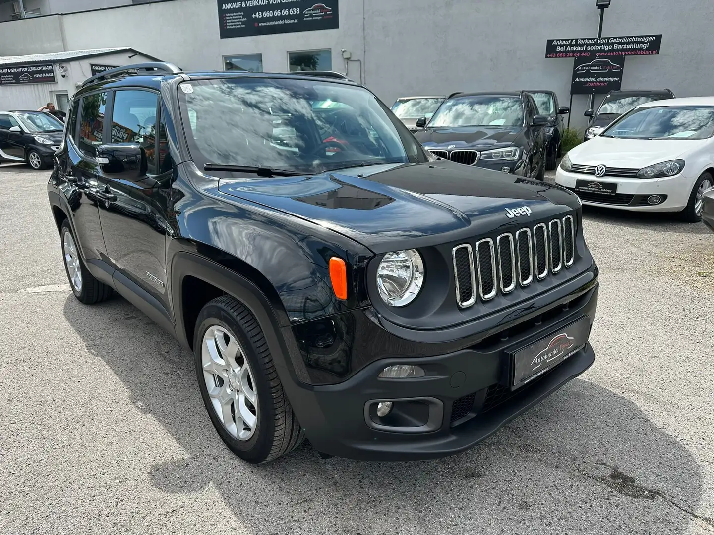 Jeep Renegade 1,4 Longitude Autom. mit Parkhilfe Sitzheizung Schwarz - 1