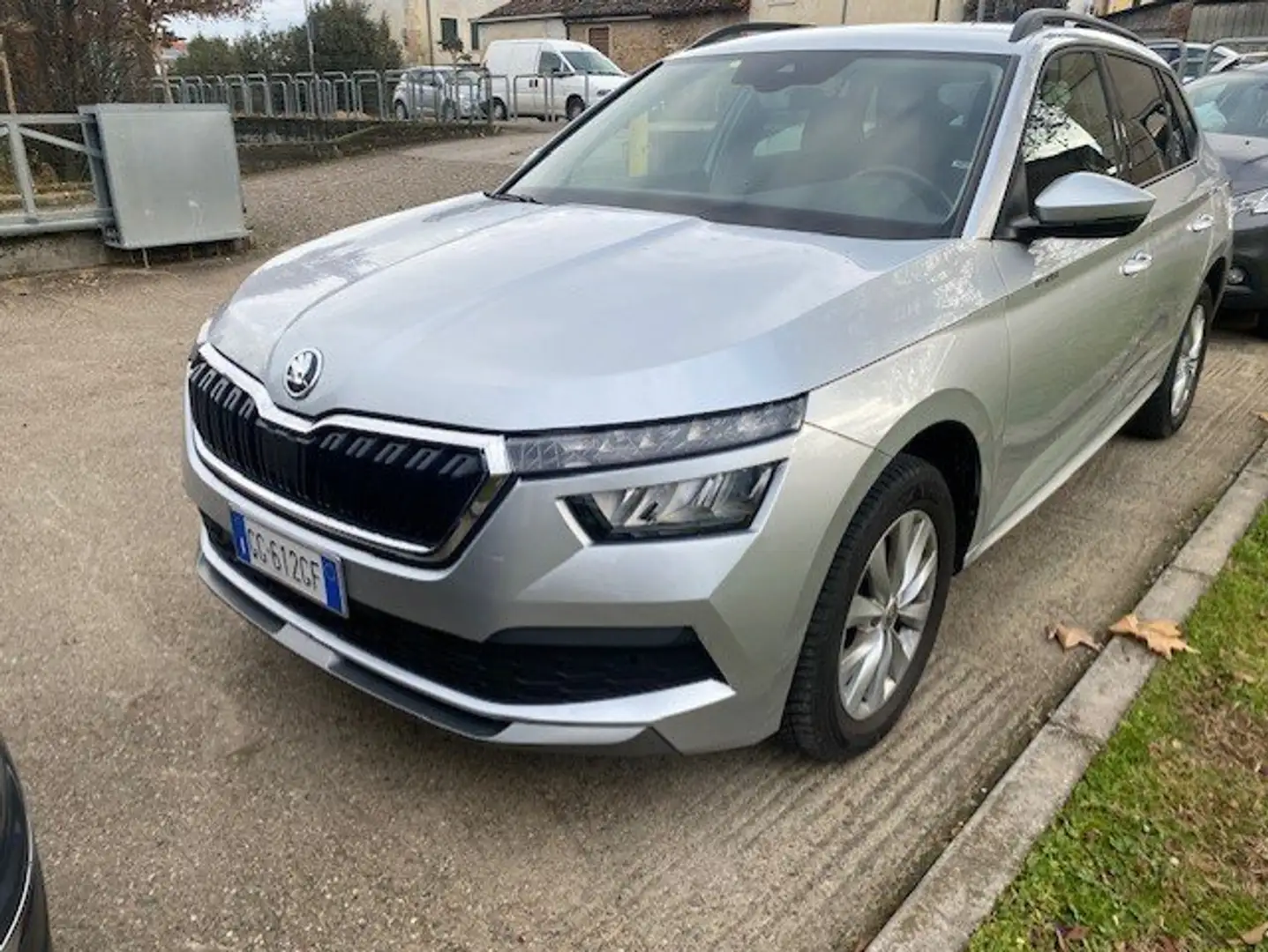 Skoda Kamiq Kamiq 1.0 tsi Ambition 95cv Argento - 1