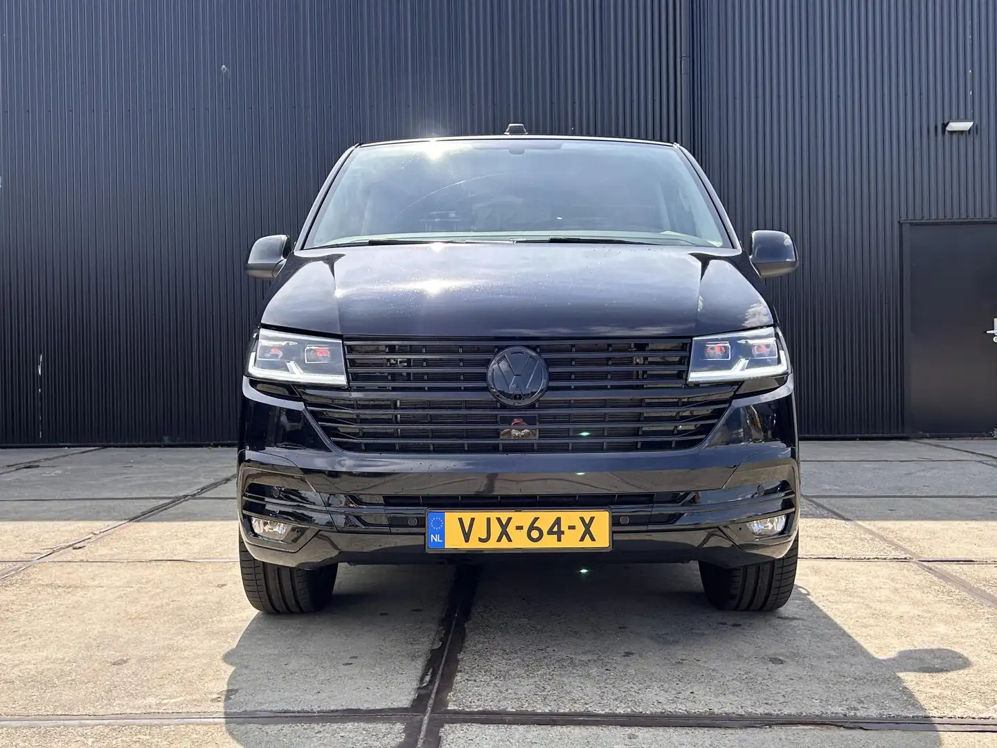 Volkswagen T6.1 Transporter BULLI 2.0 TDI L2H1 30 DC | 2x SCHUIFDEUR | STOELVE Schwarz - 2