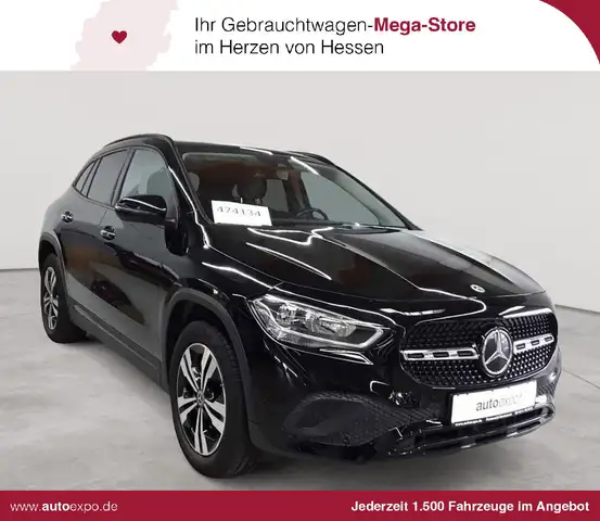 Mercedes-Benz GLA 200 GLA 200 4M-Progressive AHK PANO BusiP