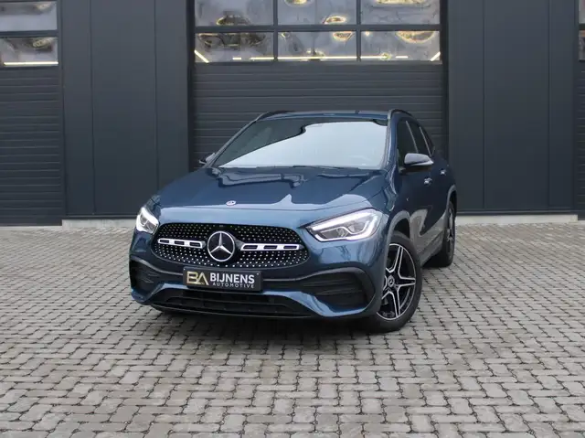 Mercedes-Benz GLA 250 GLA 250 e 8G-DCT AMG Line