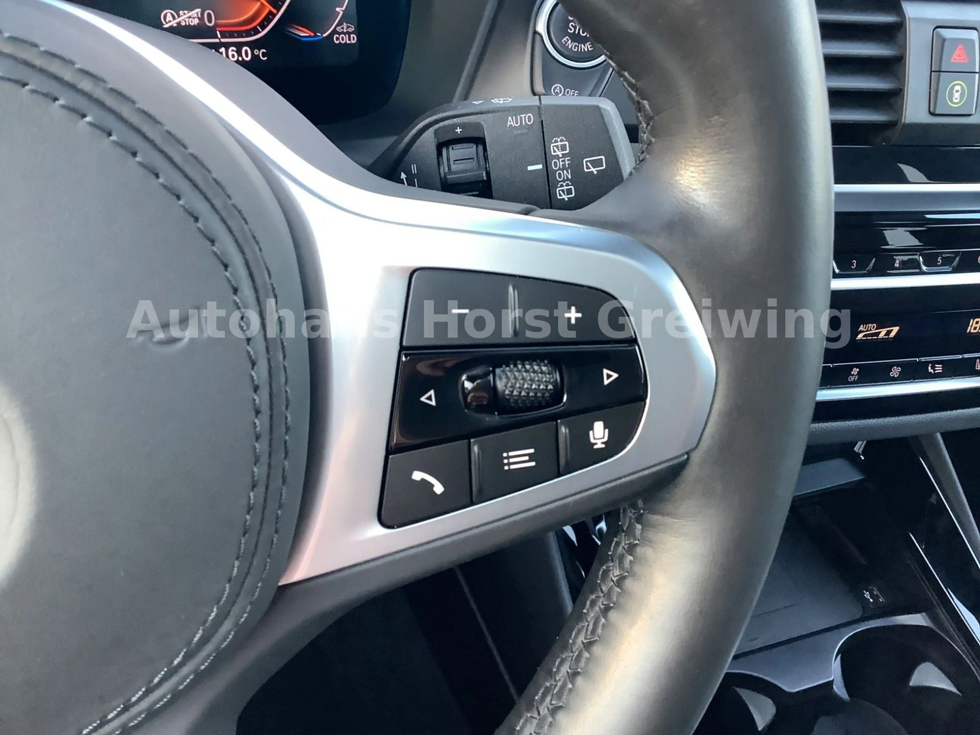 BMW X3 xDrive 20 d xLine Pano HUD AHK Standhzg Kamer — photo 4