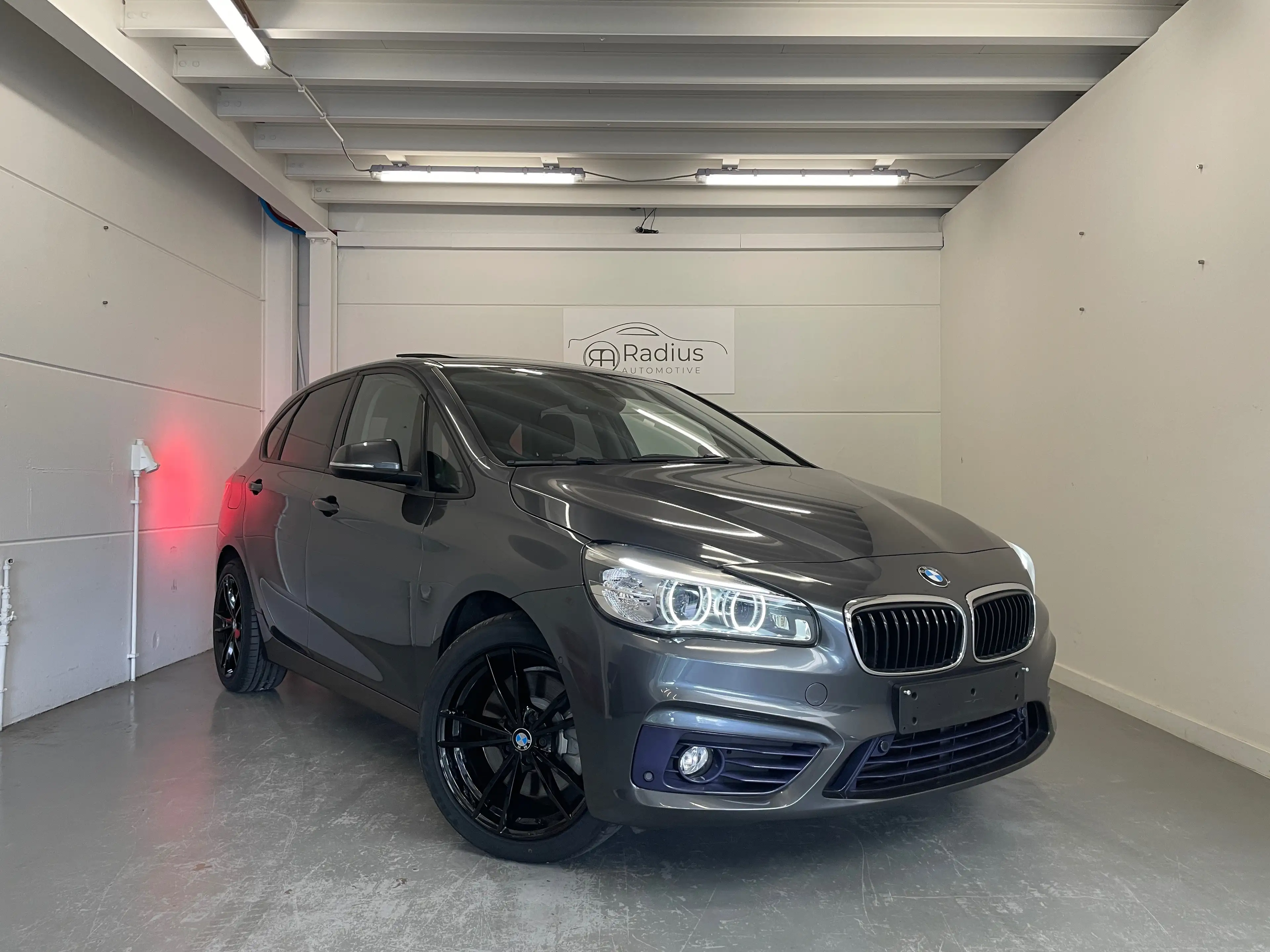 BMW 225 Active Tourer 225iA — photo 2