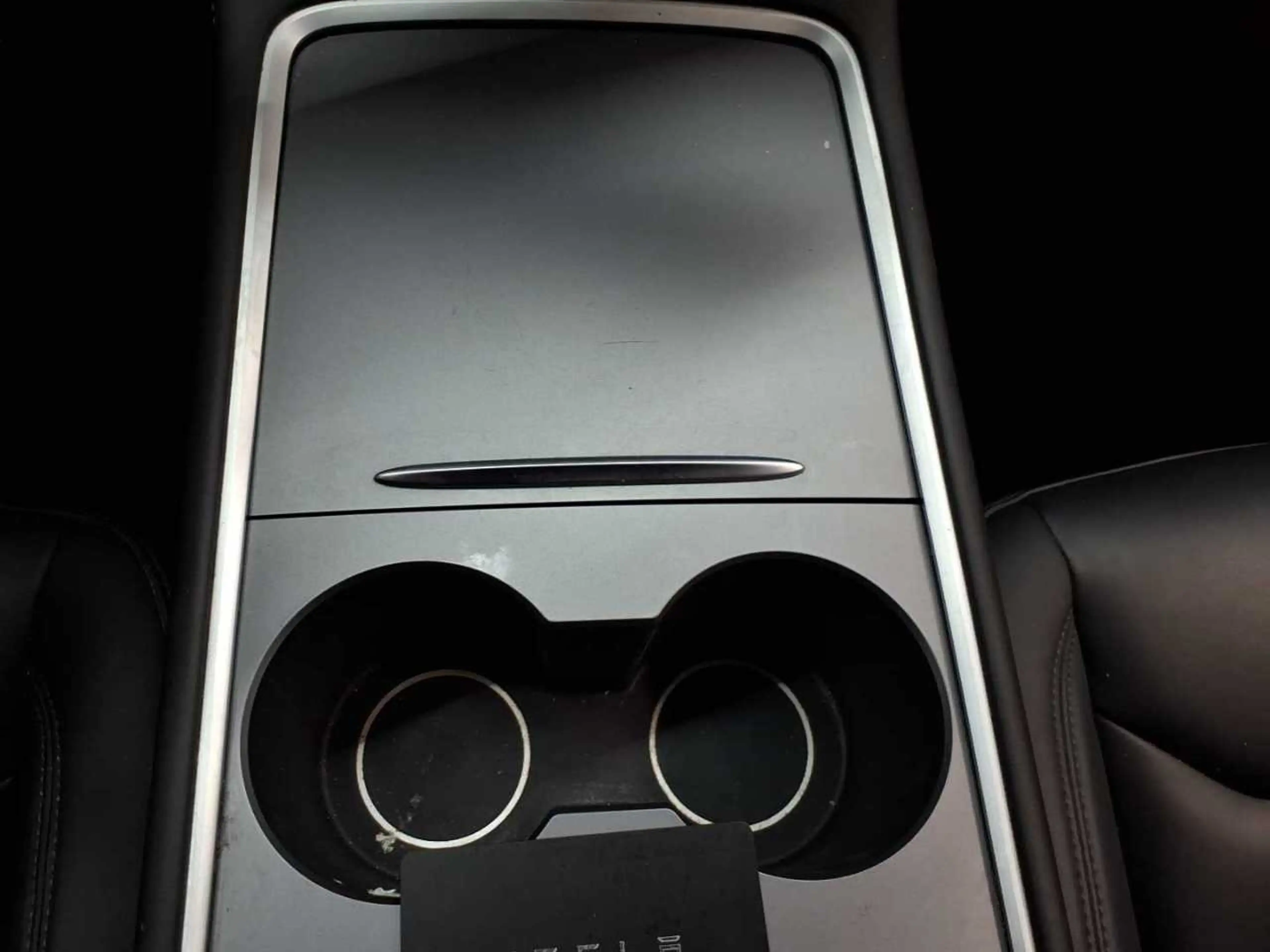 Tesla Model Y Model Y Long Range Dual Motor AWD — photo 10