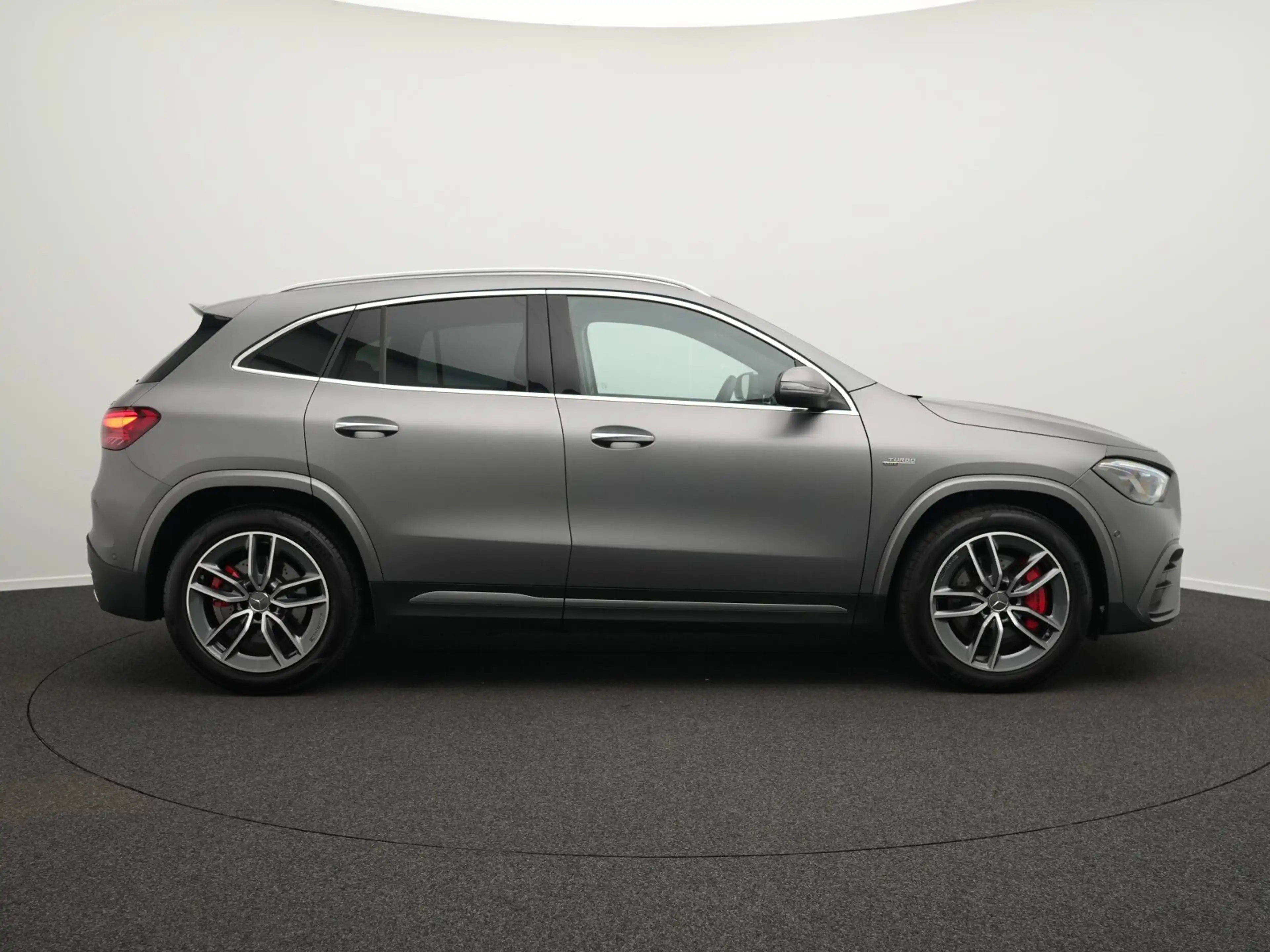 Mercedes-Benz GLA 35 AMG GLA 35 AMG 4M Multi+Pano+Burm+EasyPack AMG Line — photo 5