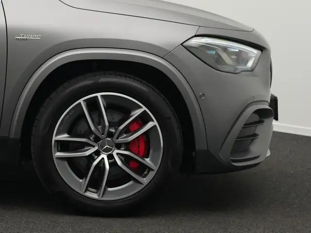 Mercedes-Benz Gla Class view 8