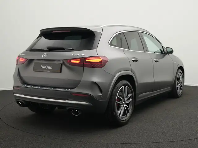 Mercedes-Benz Gla Class view 3