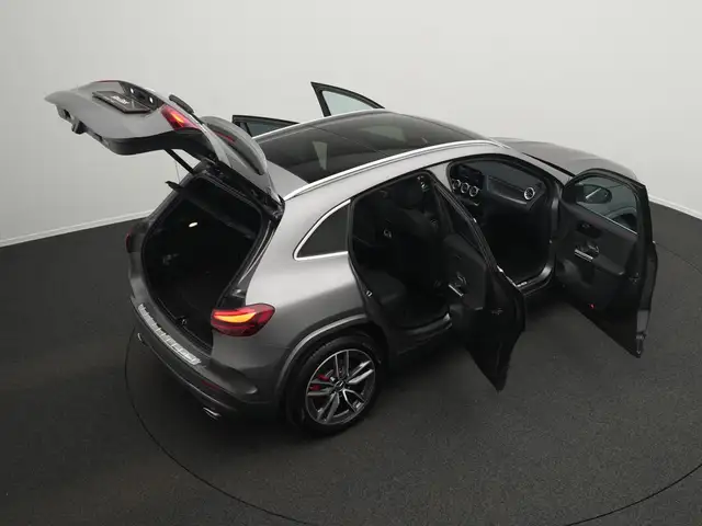 Mercedes-Benz Gla Class view 15