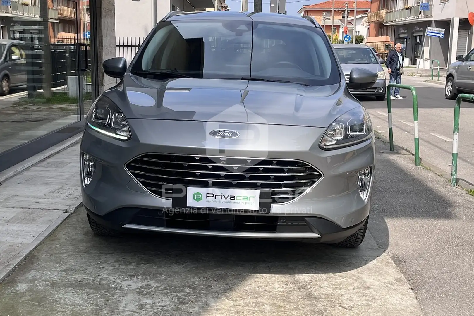 Ford Kuga Kuga 2.5 Plug In Hybrid 225 CV CVT 2WD Titanium Zilver - 2