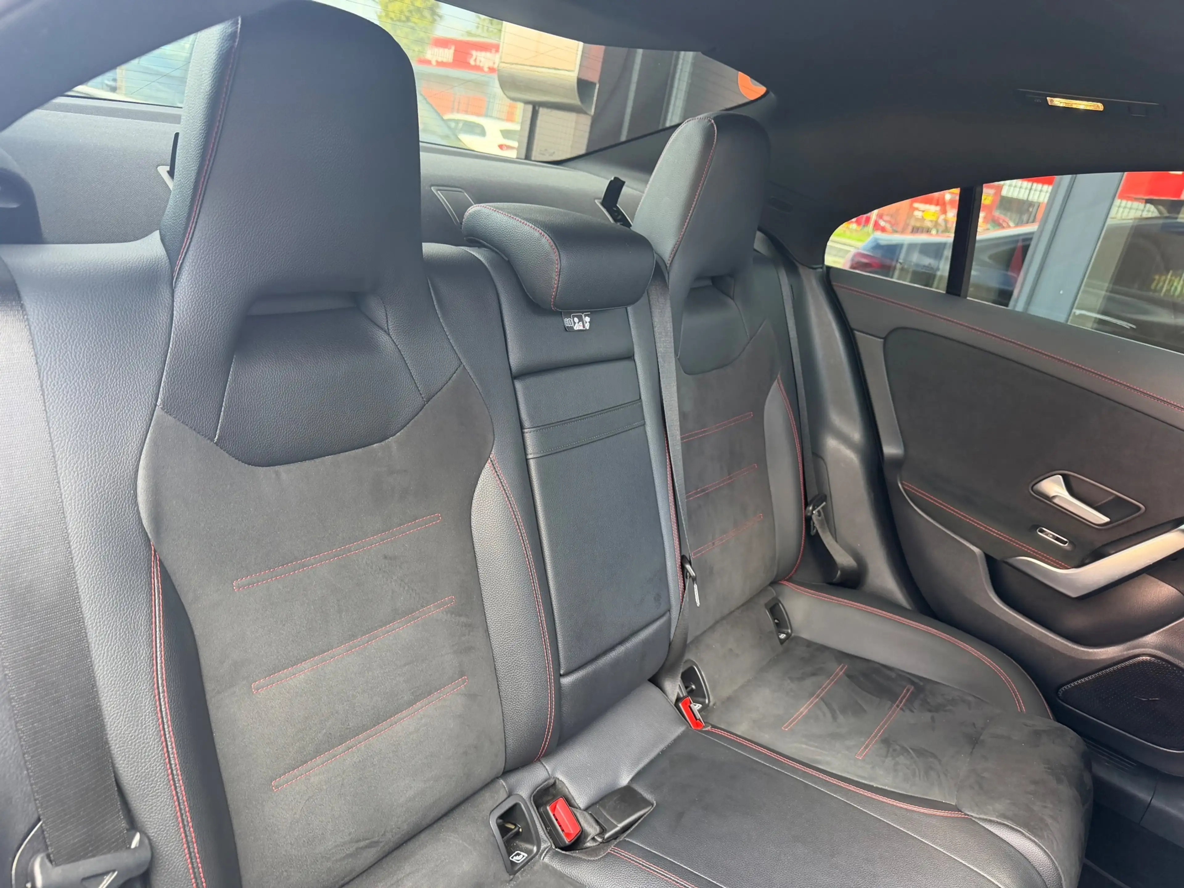 Mercedes-Benz CLA 180 AMG | Pano | Memory | Sfeer | Camera — photo 14