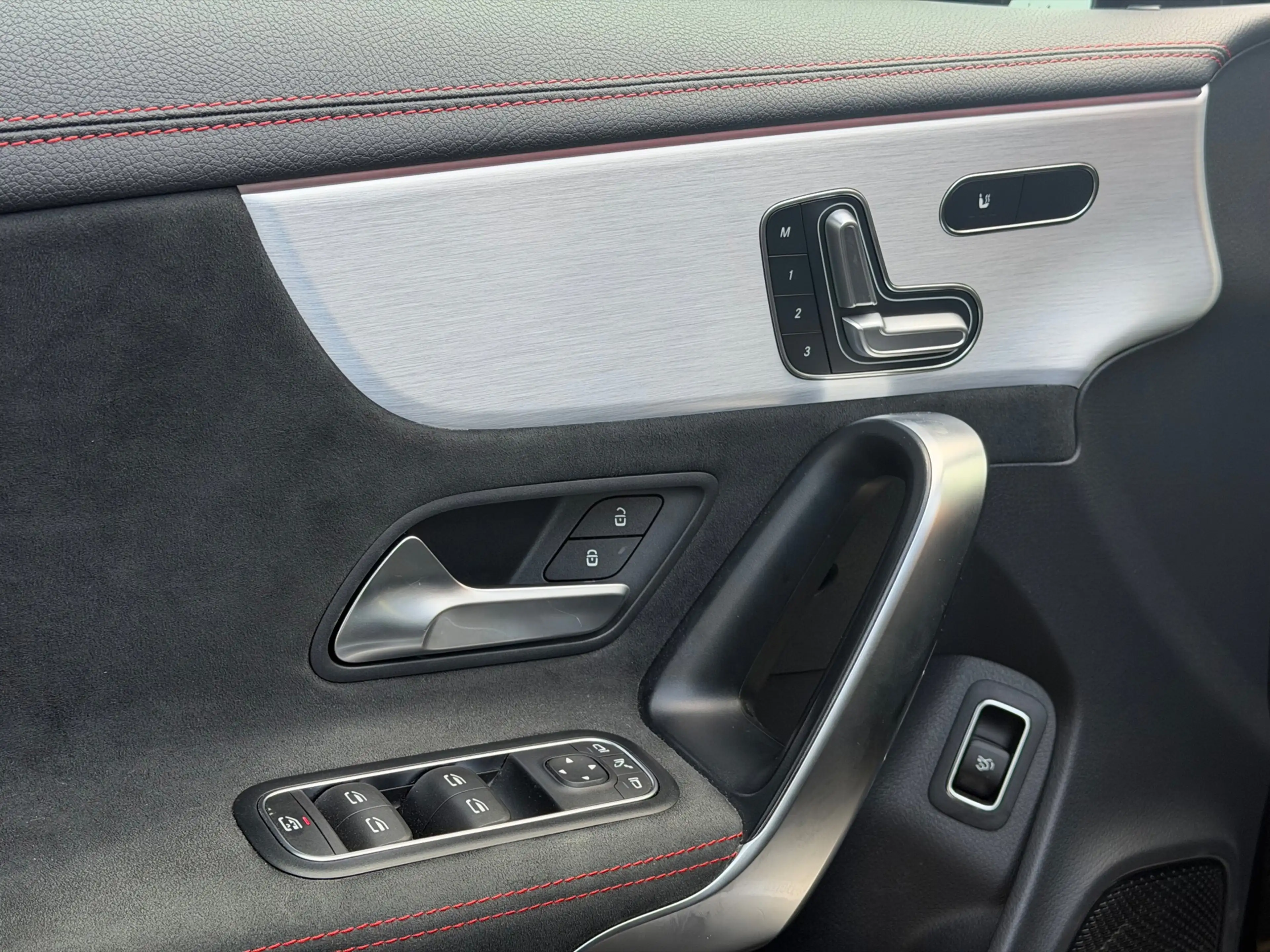 Mercedes-Benz CLA 180 AMG | Pano | Memory | Sfeer | Camera — photo 15