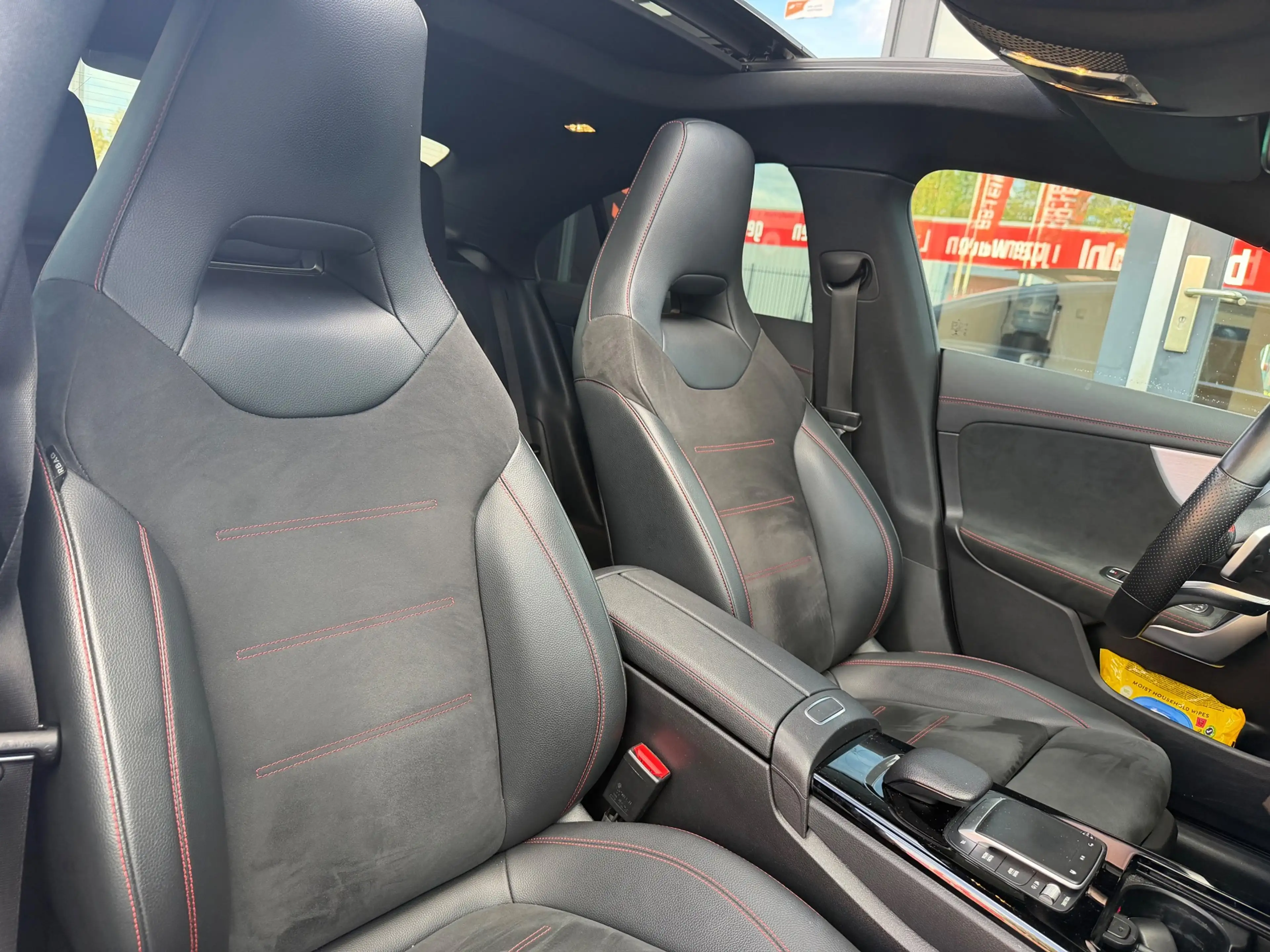 Mercedes-Benz CLA 180 AMG | Pano | Memory | Sfeer | Camera — photo 13