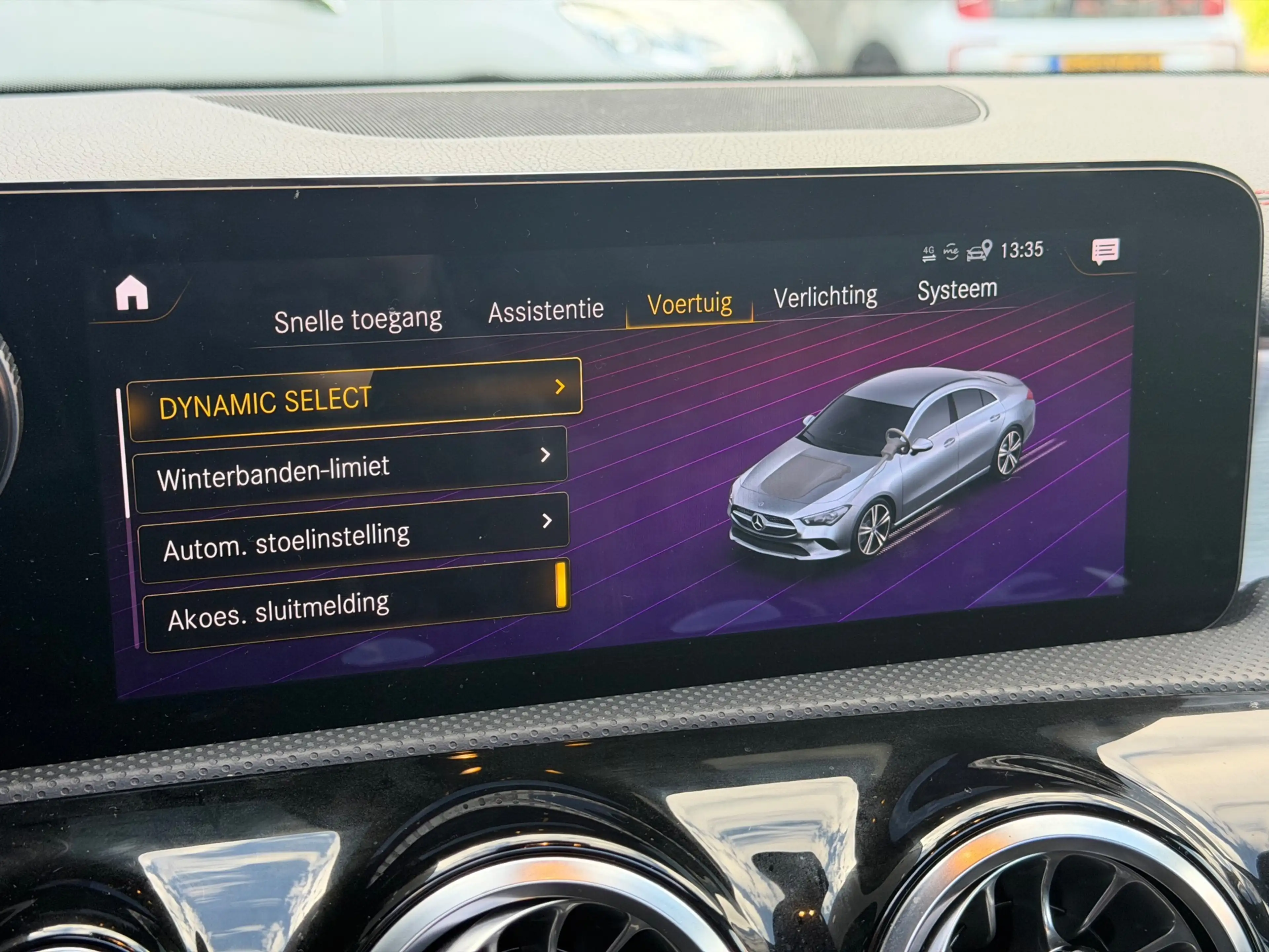 Mercedes-Benz CLA 180 AMG | Pano | Memory | Sfeer | Camera — photo 24