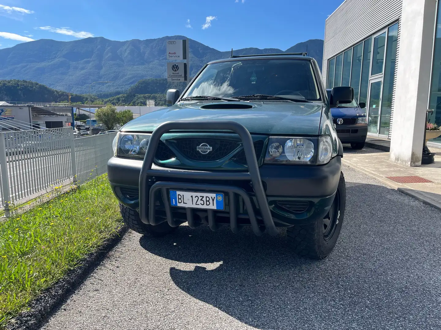 Nissan Terrano Terrano 3p 2.7 tdi Luxury Groen - 2