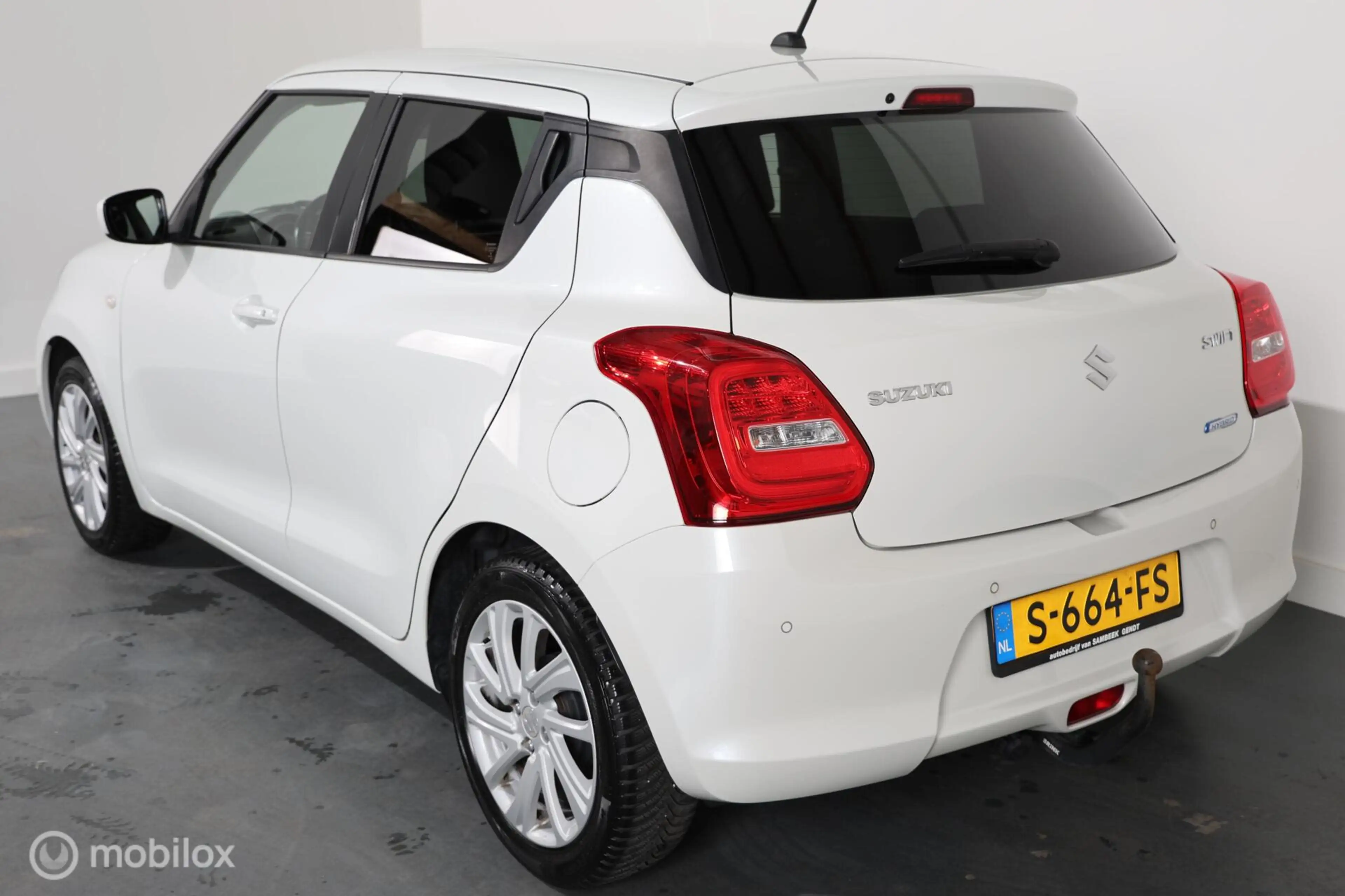 Suzuki Swift 1.2 Comfort Smart Hybrid - Afneembare trekhaak - S — photo 7