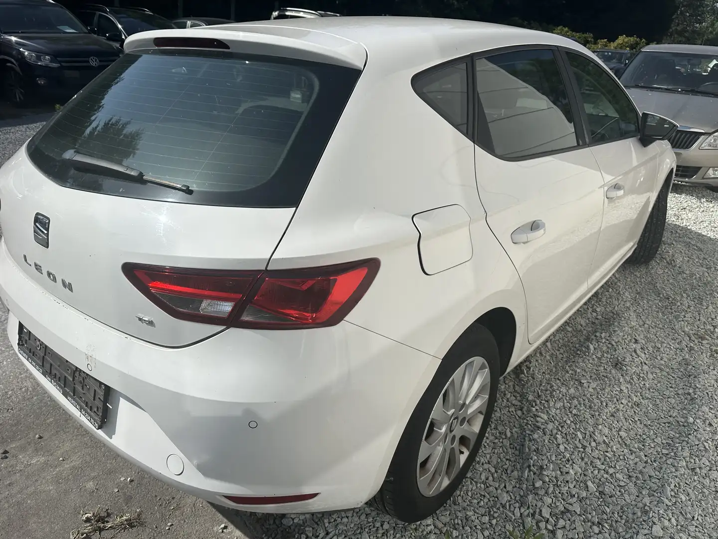 SEAT Leon 1.6 TDI DPF Ecomotive Reference - 2