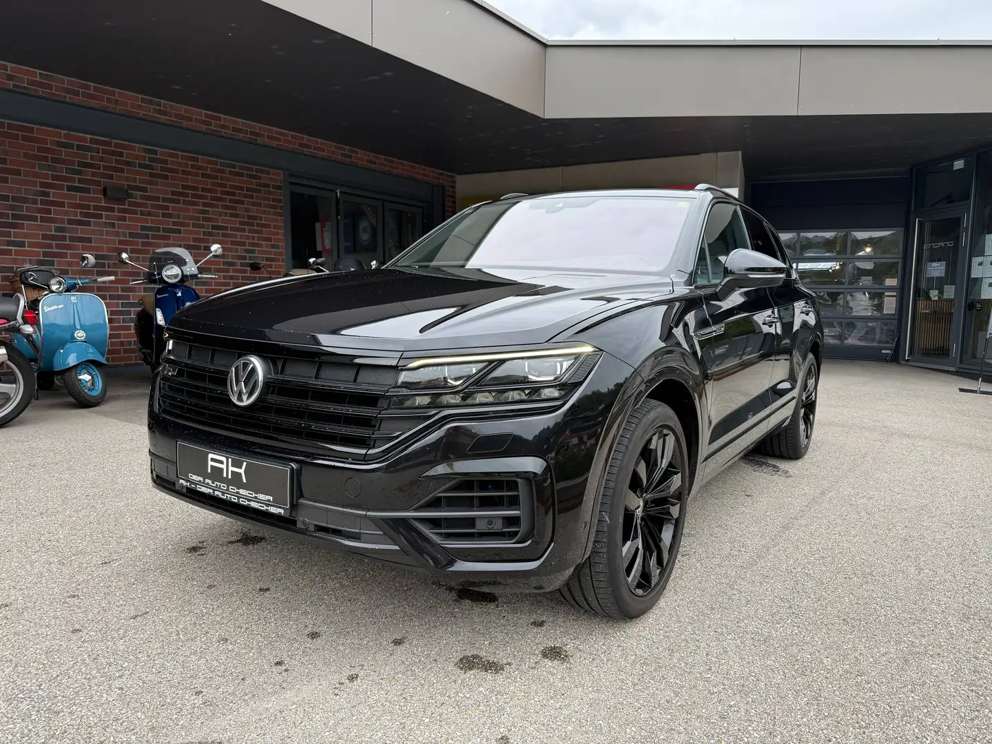 Volkswagen Touareg R-Line TDI 4Motion Schwarz - 1