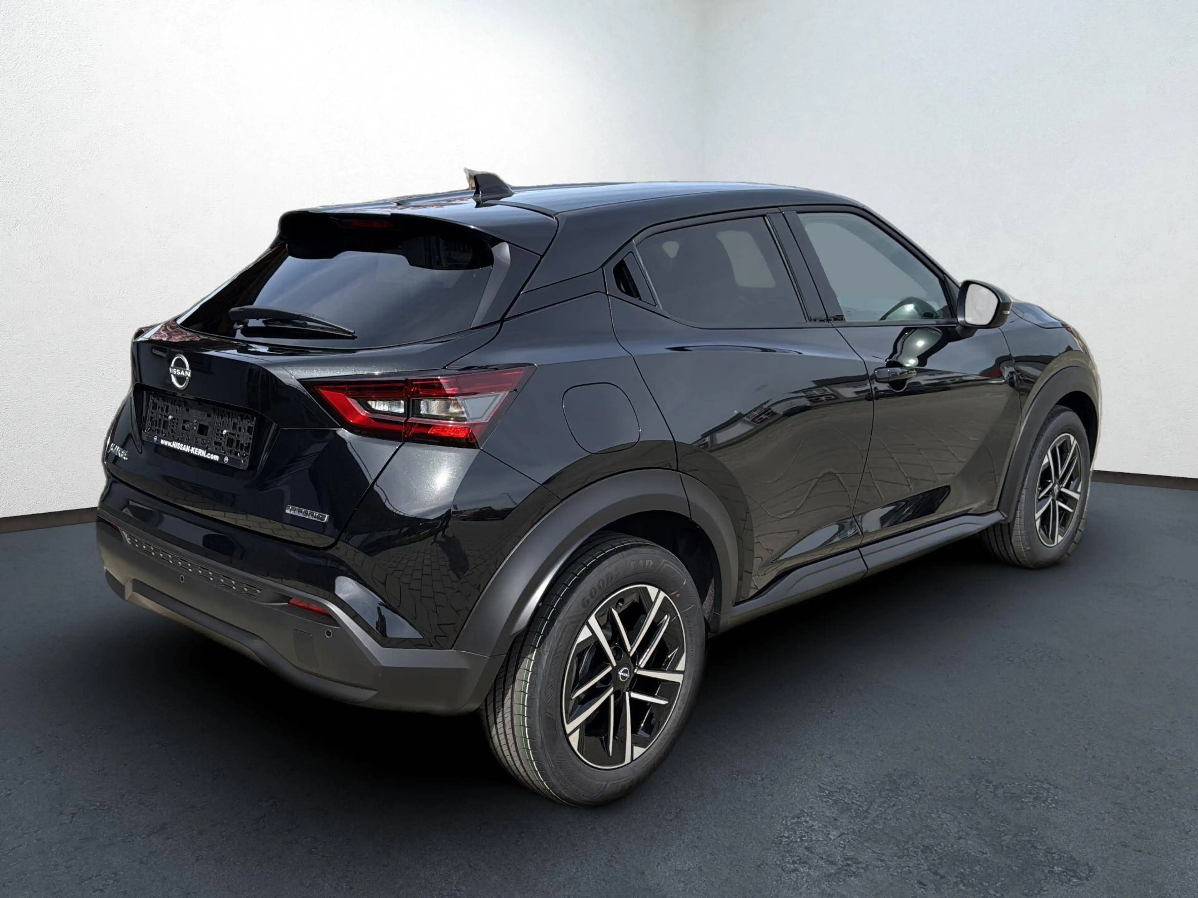 Nissan Juke 1.6 N-Connecta Hybrid 4AMT / %SSV% — photo 6