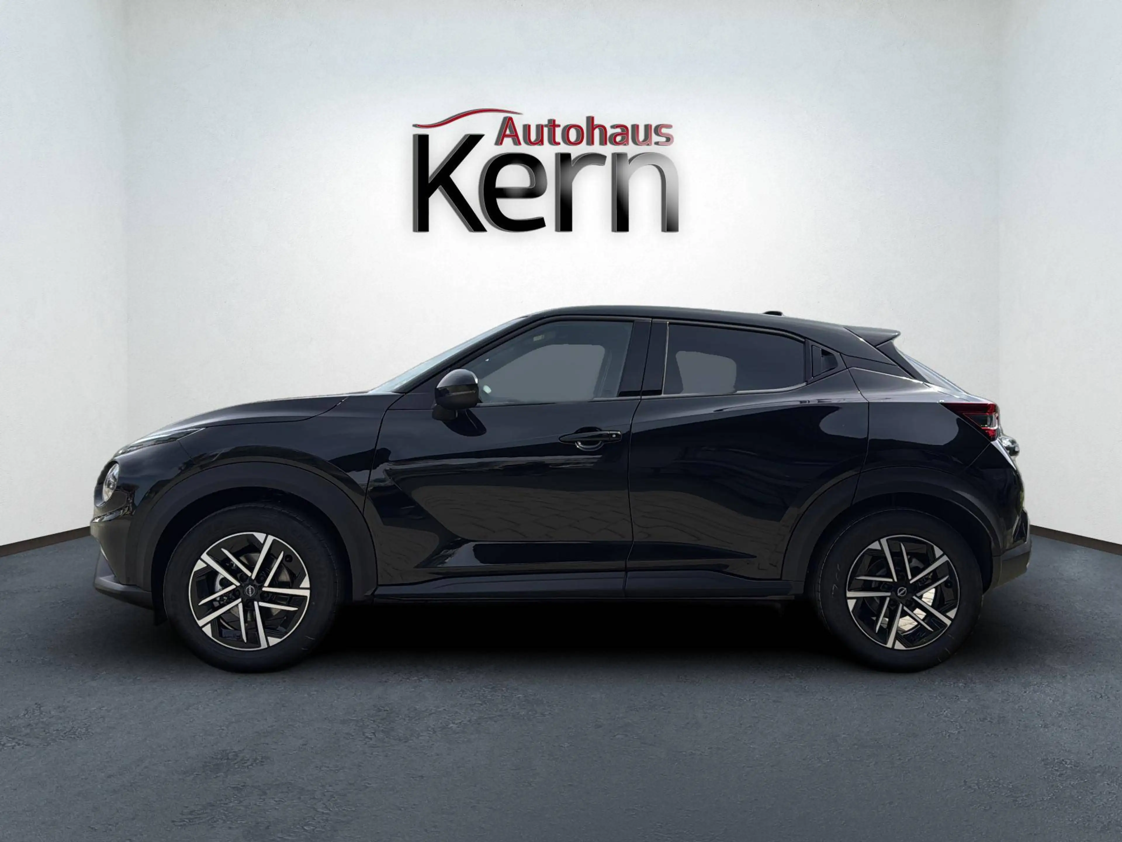 Nissan Juke 1.6 N-Connecta Hybrid 4AMT / %SSV% — photo 3