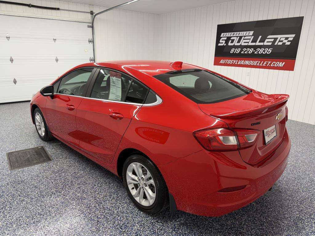 2019 Chevrolet Cruze LT BAS KM — снимка 1