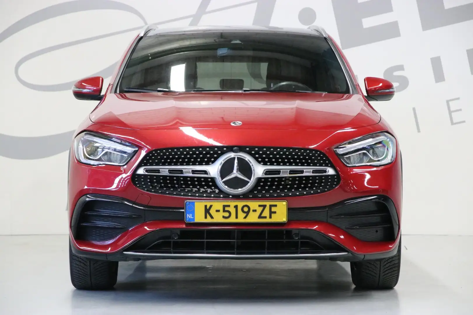 Mercedes-Benz GLA 250 AMG-line/AMG-styling/Apple carplay/Achteruitrijcam Rouge - 2