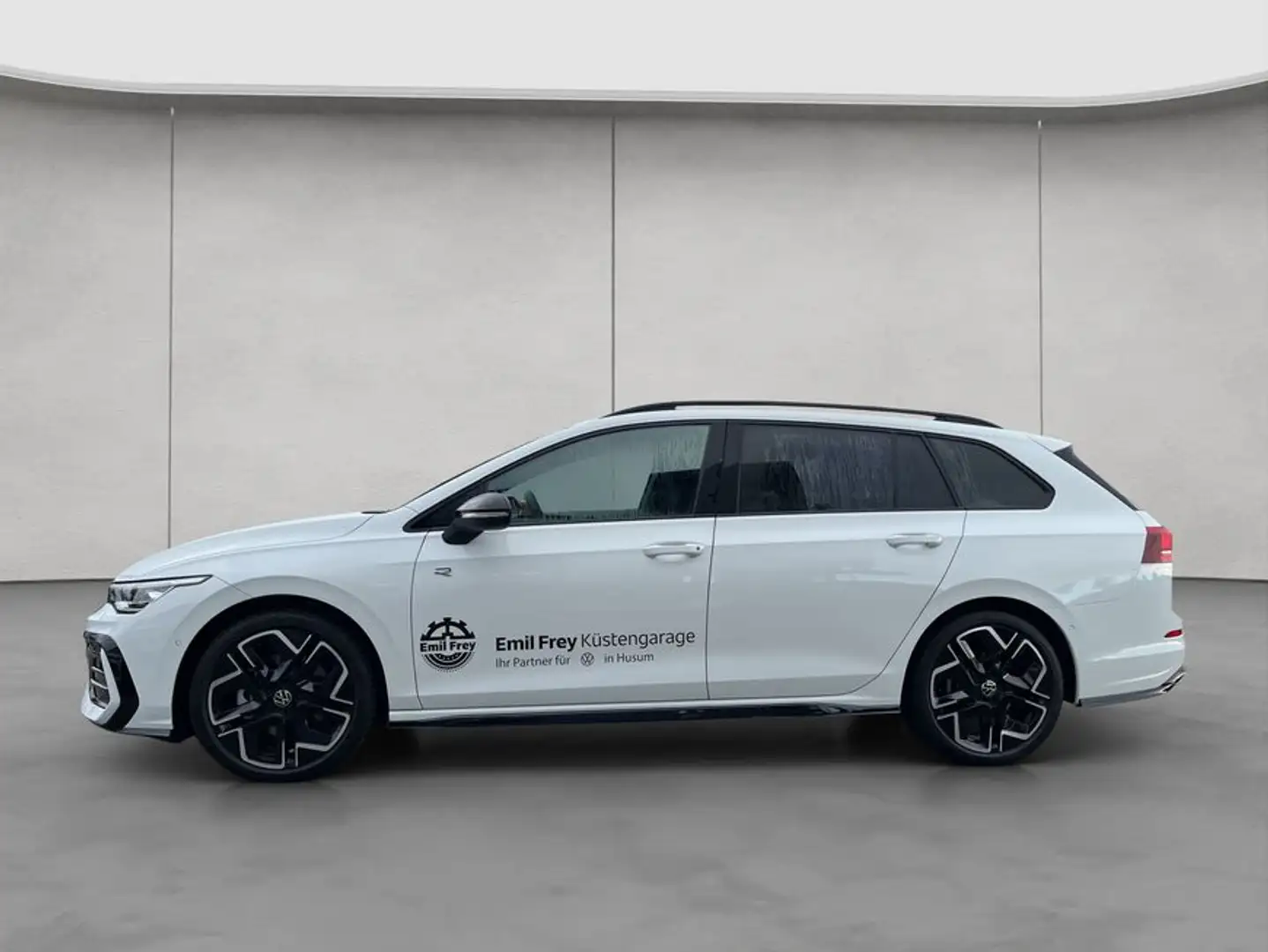 Volkswagen Golf VIII Variant R-Line 2,0 l TDI SCR DSG,AHK,E Weiß - 2