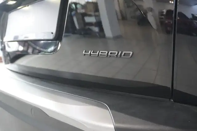Peugeot 2008 view 9
