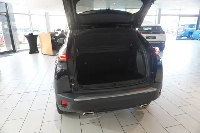 Peugeot 2008 view 12