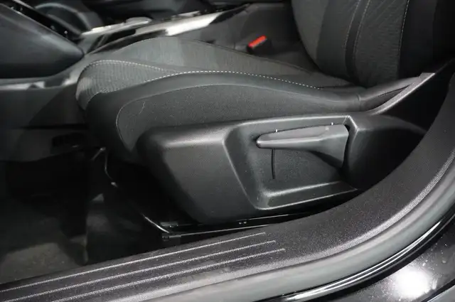Peugeot 2008 view 14