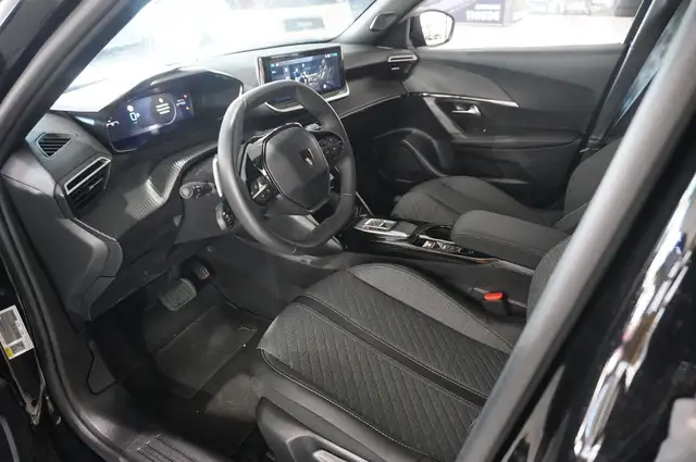 Peugeot 2008 view 13