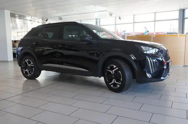 Peugeot 2008 view 6