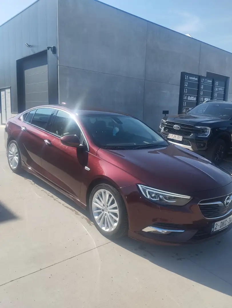 Opel Insignia Grand Sport - 1