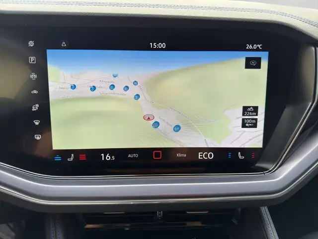 Volkswagen Touareg view 12