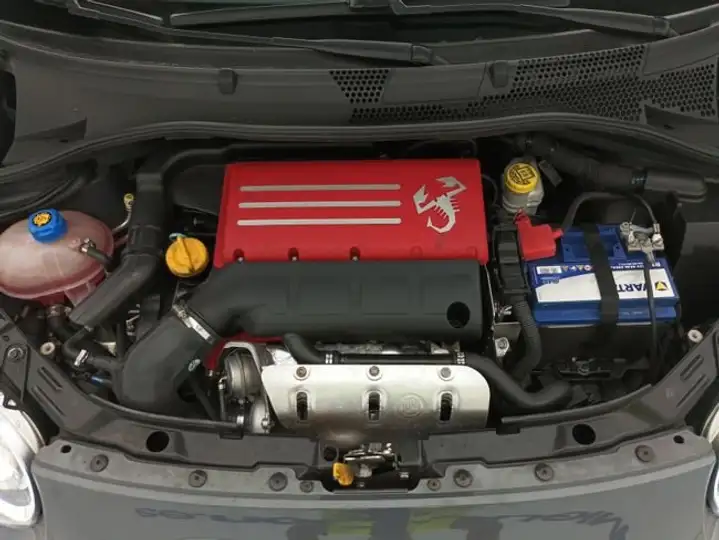 Abarth 500 2019, foto 24
