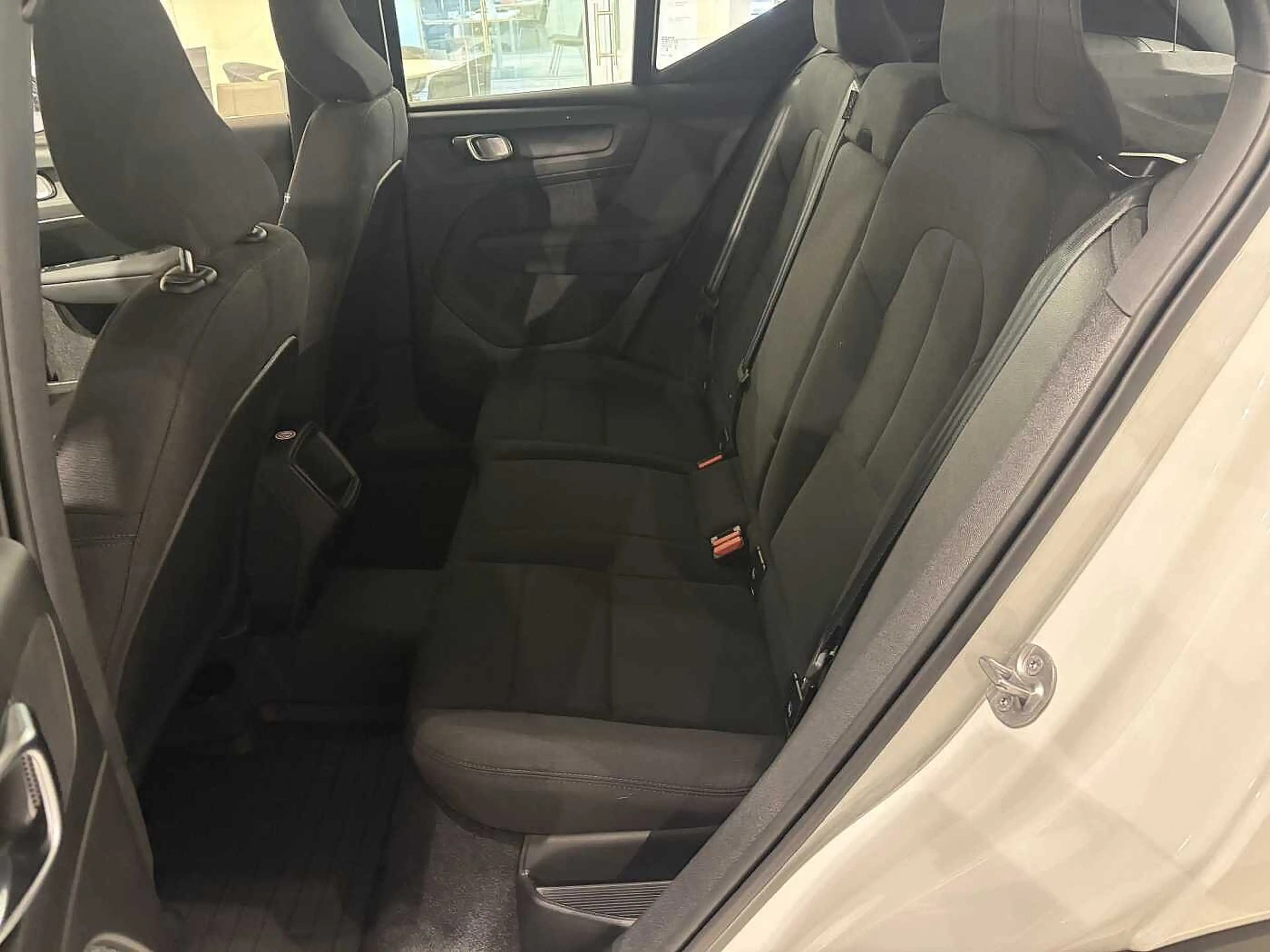Volvo XC40 T2 Automaat Micro hybrid — photo 10