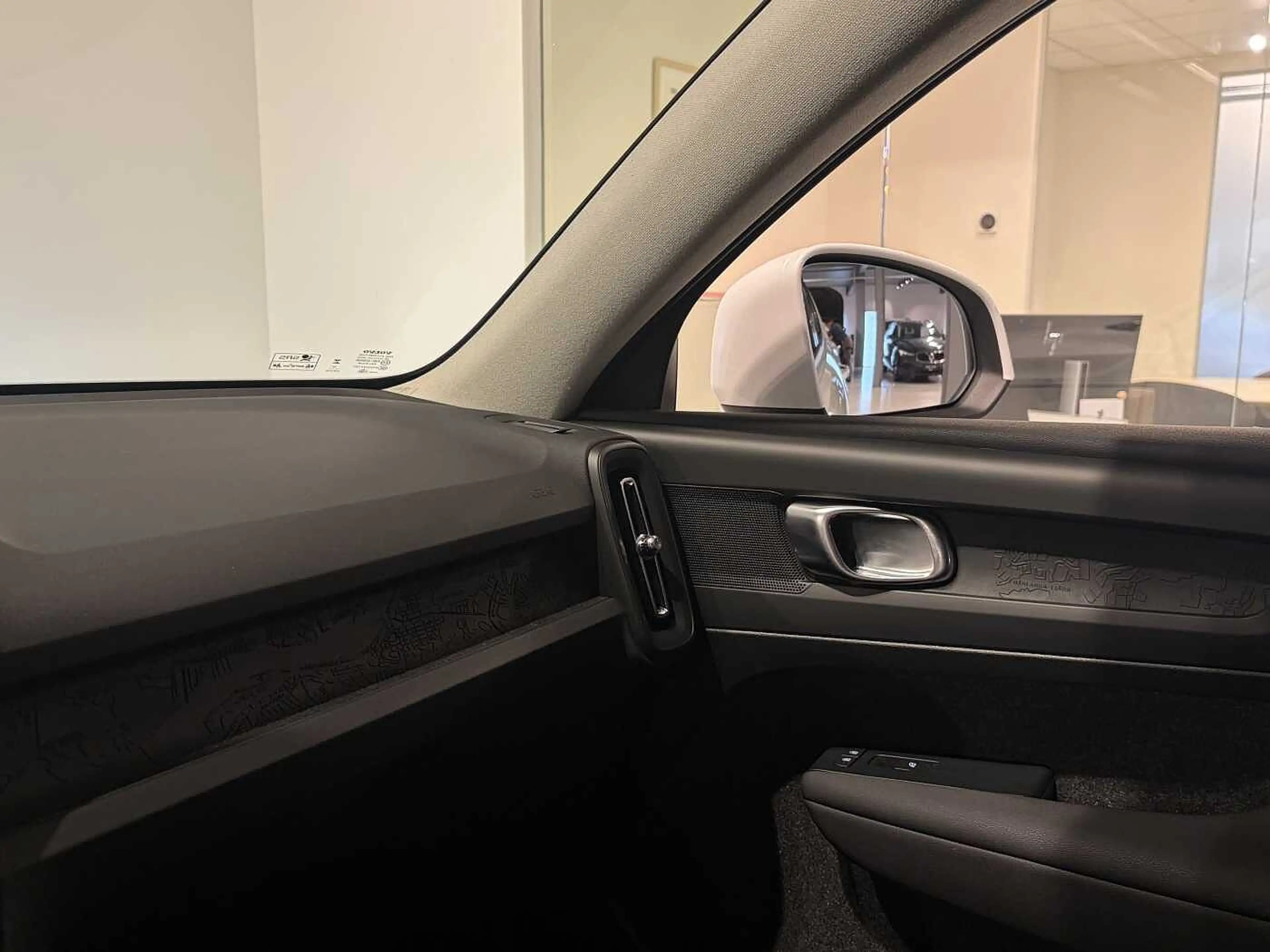 Volvo XC40 T2 Automaat Micro hybrid — photo 9