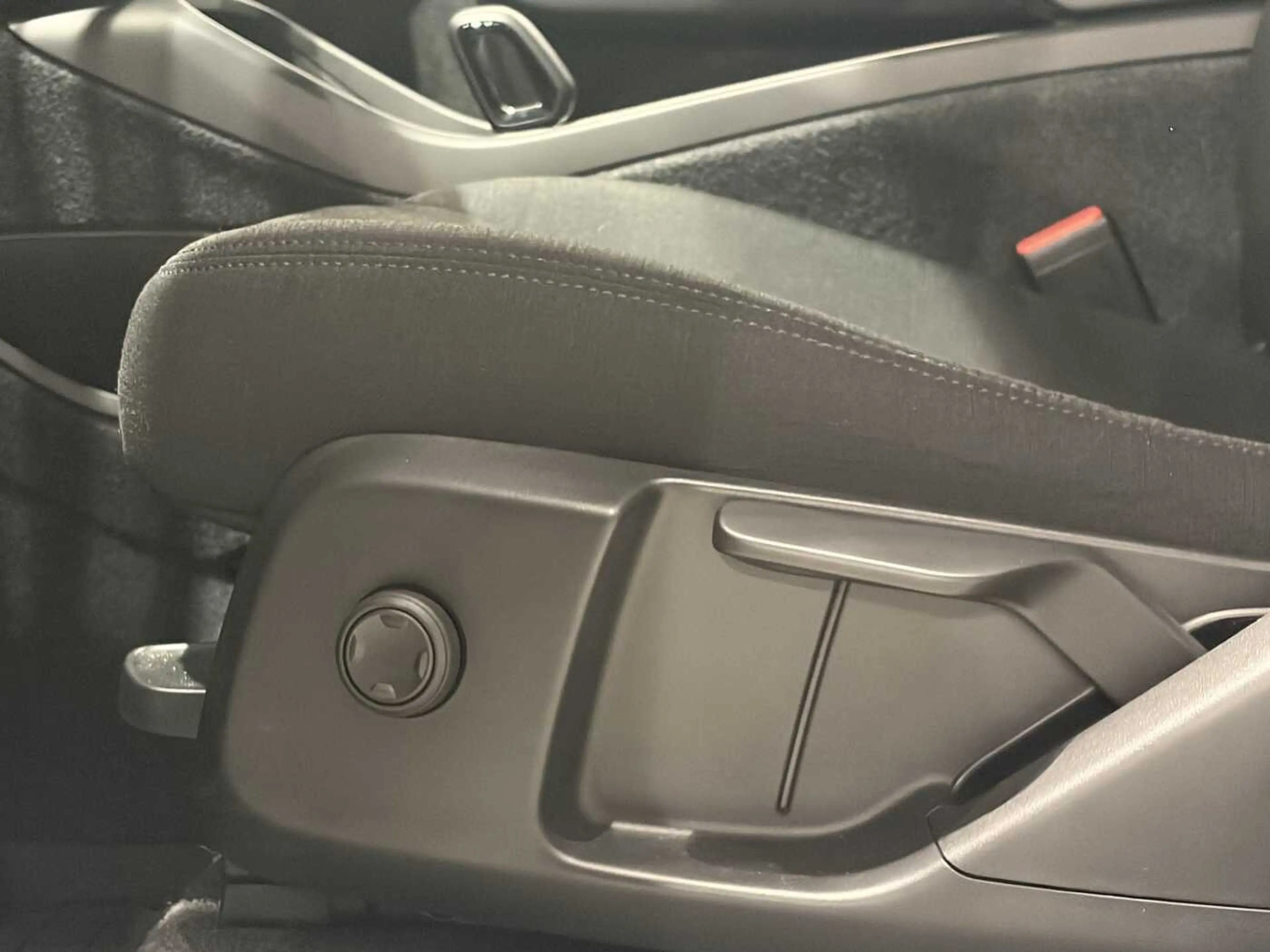 Volvo XC40 T2 Automaat Micro hybrid — photo 6