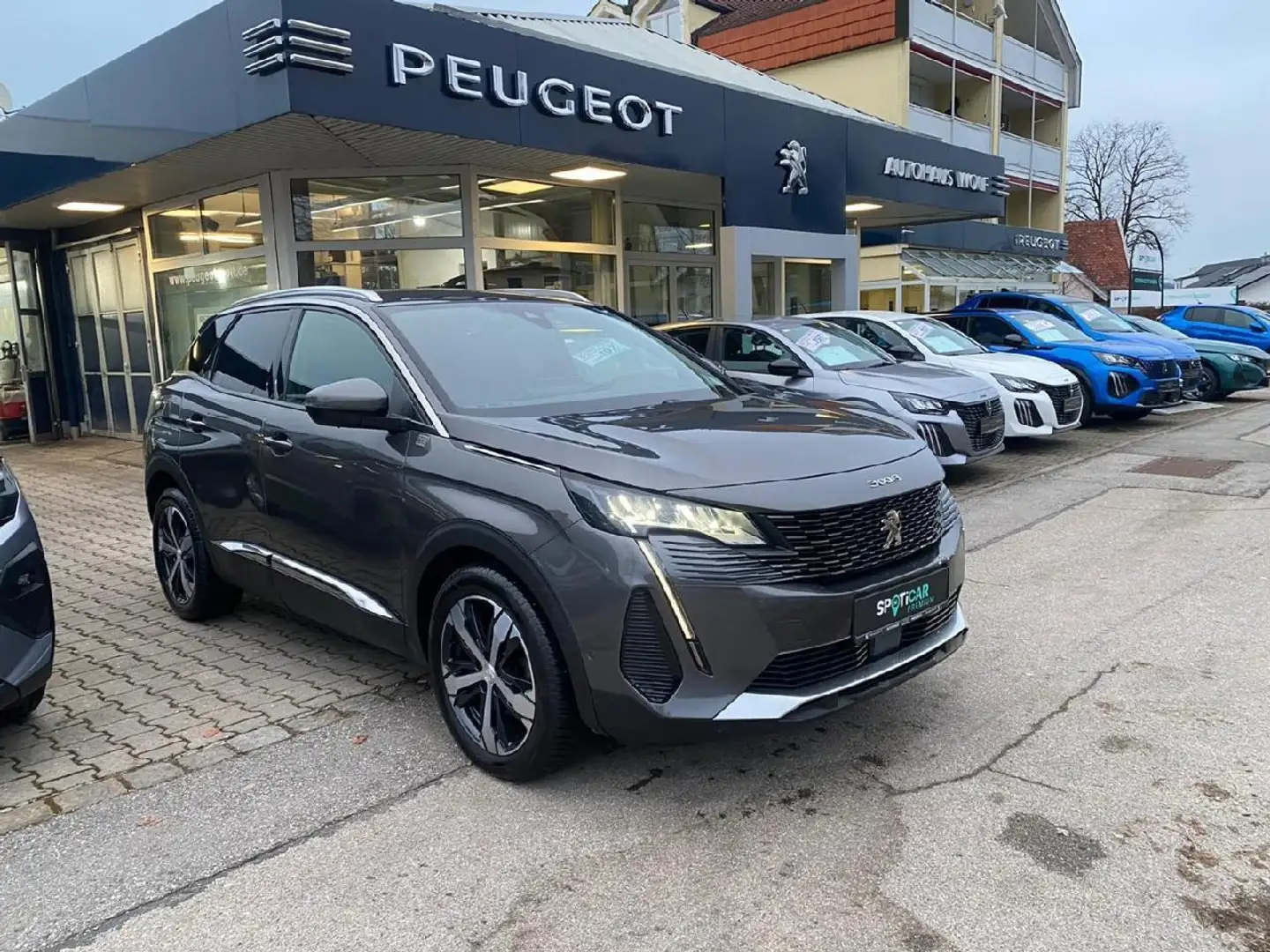 Peugeot 3008 Allure Pack Blue HDi Grau - 1