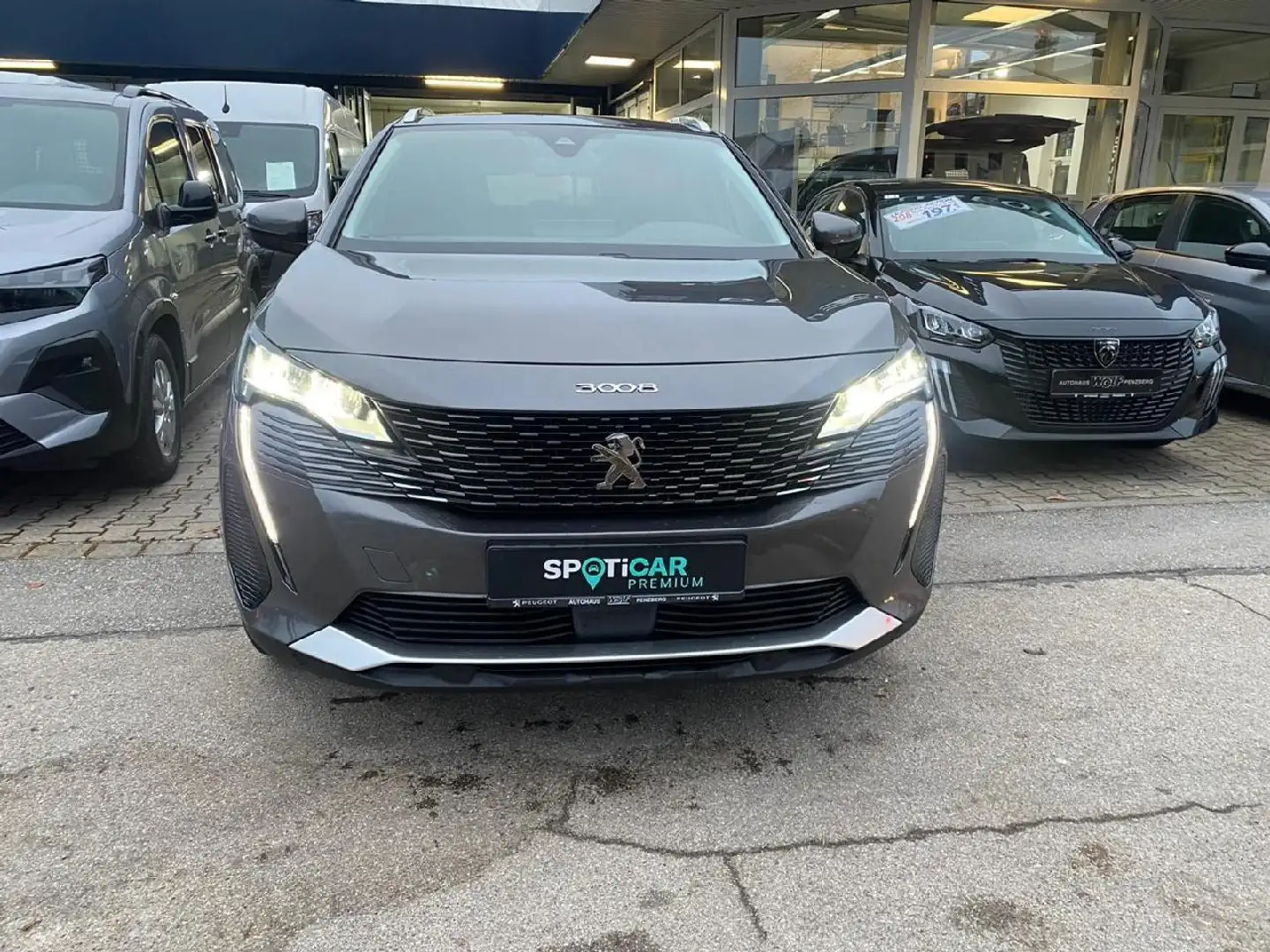 Peugeot 3008 Allure Pack Blue HDi Grau - 2