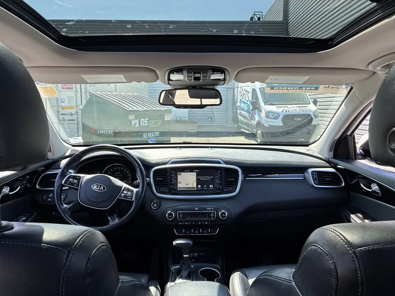 Kia Sorento снимка Kia Sorento