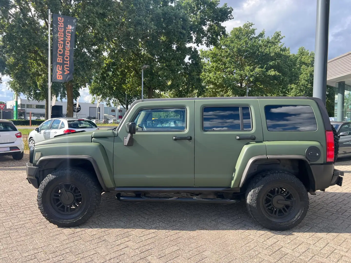 HUMMER H3 3.7 Luxury, Automaat, Airco, Multi media, trekhaak Gris - 2